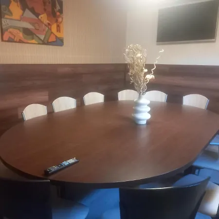 Stariya Oreh Pool & Garden Gæstehus 3*