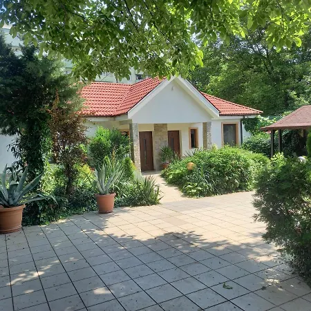 Guest house Stariya Oreh Pool & Garden Vidin