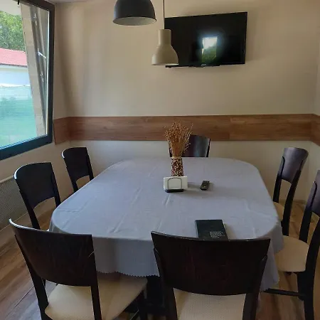 Guest house Stariya Oreh Pool & Garden 3*