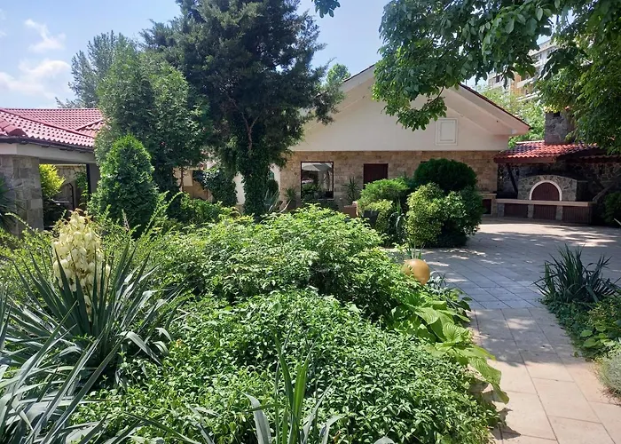 Stariya Oreh Pool&garden 3*