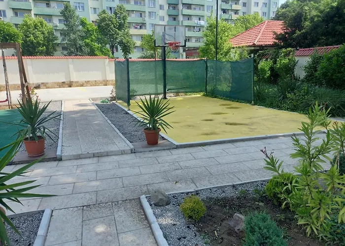 Konukevi Stariya Oreh Pool&garden 3*