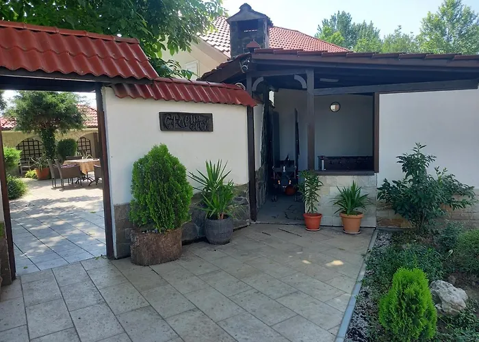 Stariya Oreh Pool&garden Konukevi